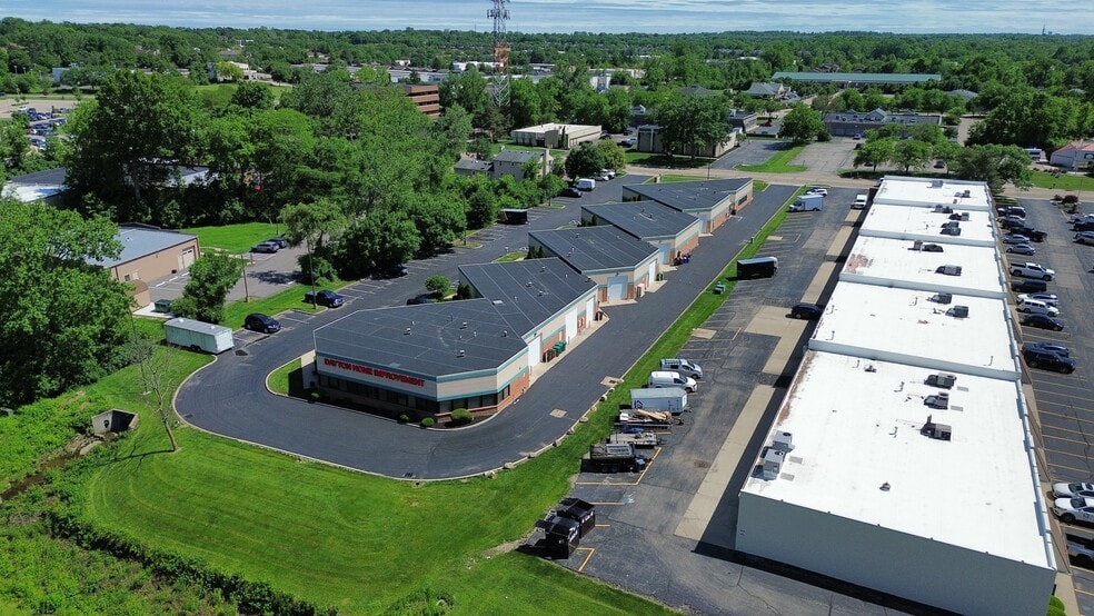 577-595 Congress Park Dr, Dayton, OH for sale - Building Photo - Image 2 of 10