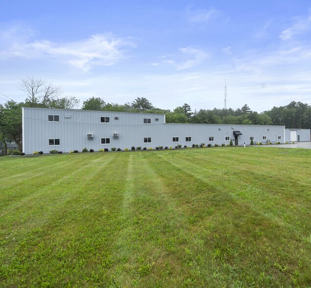 597 Winthrop St, Taunton, MA à louer - Photo du bâtiment - Image 3 de 42