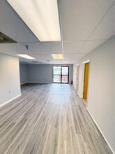 4019 Augusta Rd, Savannah, GA à louer Photo intérieure- Image 2 de 2