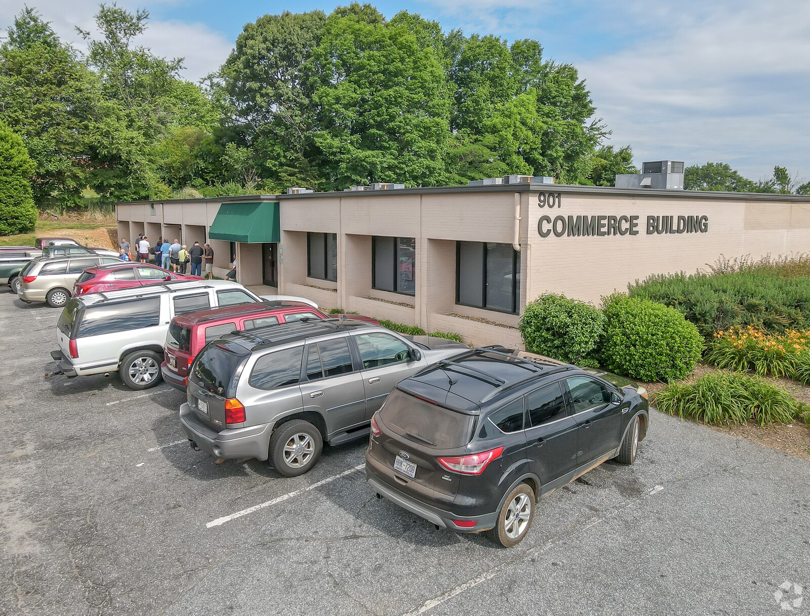 901 Us Highway 321 NW, Hickory, NC à louer Photo principale- Image 1 de 11