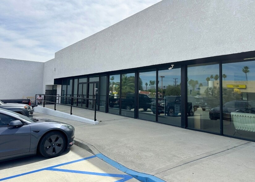67777 E Palm Canyon Dr, Cathedral City, CA for lease - Building Photo - Image 3 of 4