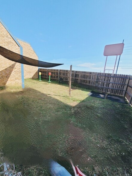 1804 NW 52nd St, Lawton, OK for sale - Building Photo - Image 3 of 7