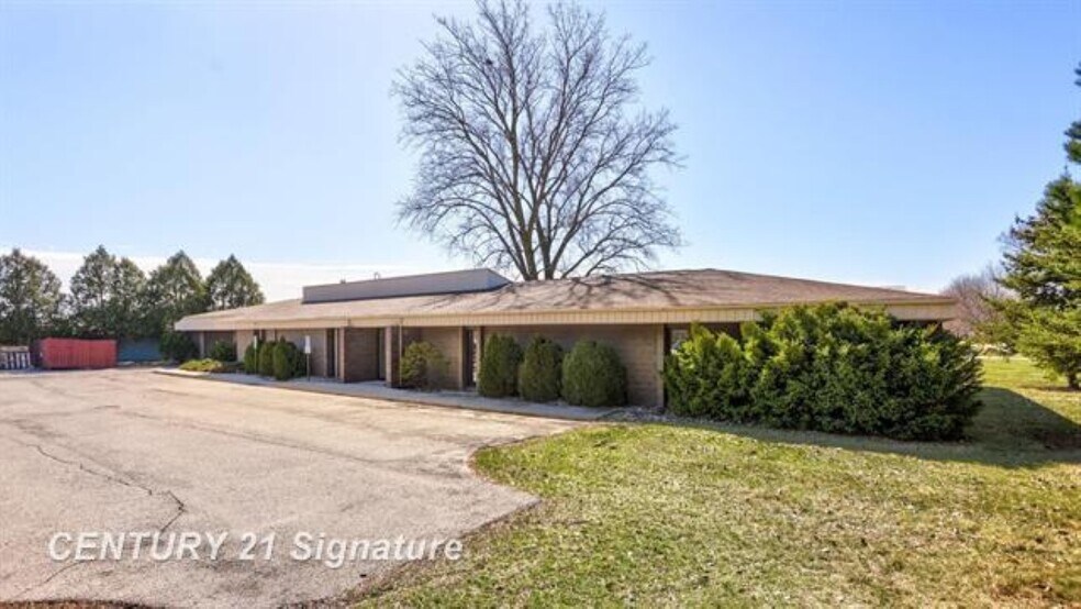 3167 Enterprise Dr, Saginaw, MI for sale - Building Photo - Image 2 of 26