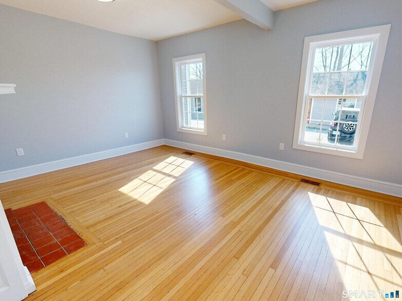 132 Boston Post Rd, East Lyme, CT à louer - Photo du bâtiment - Image 3 de 12