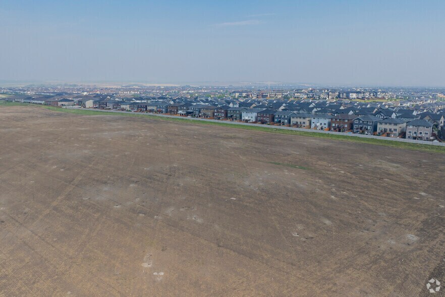 4294 8 St SW, Airdrie, AB à louer - Photo principale - Image 2 de 7
