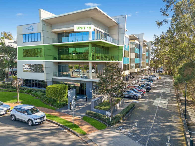 6 Meridian Pl, Bella Vista for sale - Building Photo - Image 2 of 4