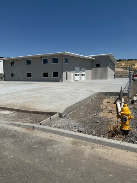 1610 Dale Ave, Benton City, WA for lease - Building Photo - Image 3 of 4
