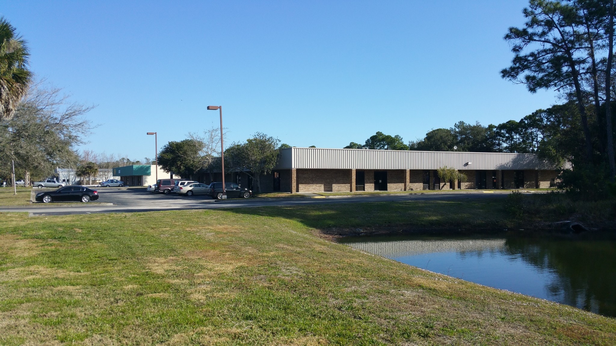 305 East Dr, Melbourne, FL for lease Primary Photo- Image 1 of 16