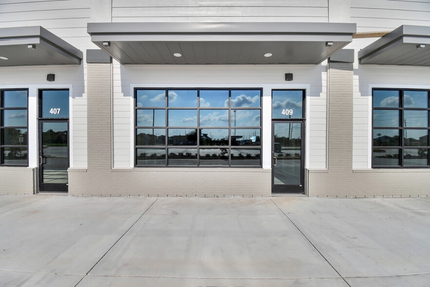 30625 Kingsland Blvd, Brookshire, TX for sale - Building Photo - Image 3 of 23