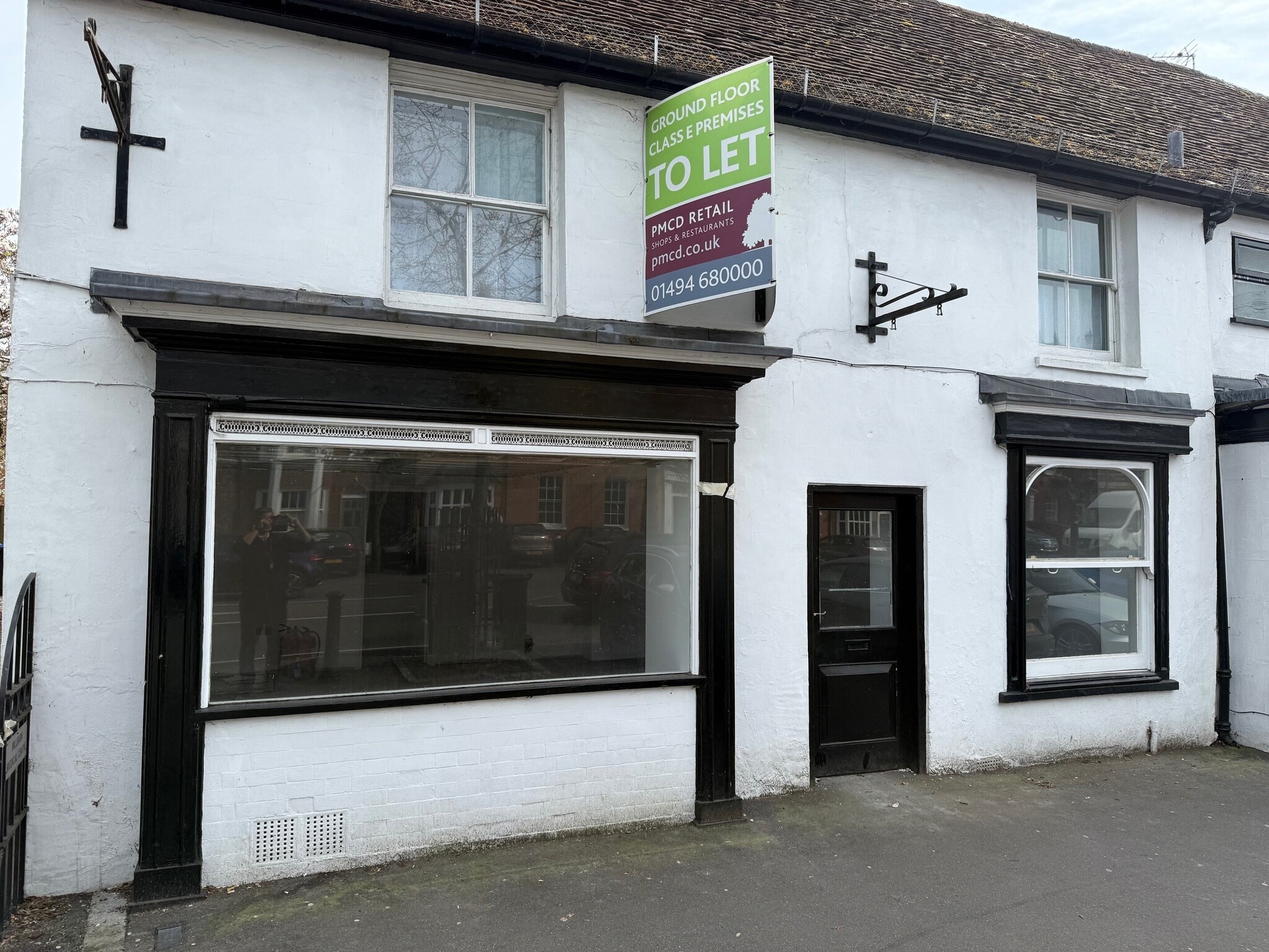 32 London End, Beaconsfield for lease Building Photo- Image 1 of 6