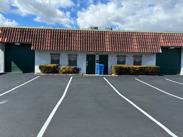 4073 NE 5th Ter, Oakland Park, FL for lease Primary Photo- Image 1 of 28