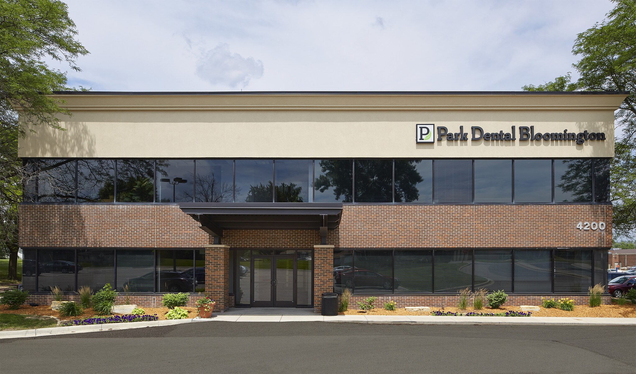 4200 W Old Shakopee Rd, Bloomington, MN à louer Photo principale- Image 1 de 5