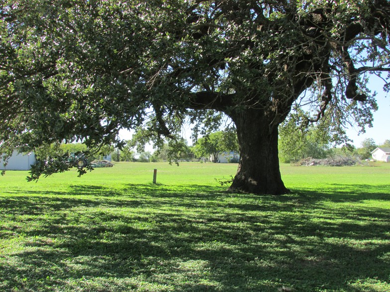 14860 Watson Rd, Von Ormy, TX for sale - Building Photo - Image 1 of 1