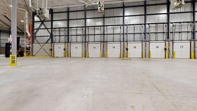 235 Rue Isabey, Montréal, QC à louer Numérisation 3D de Matterport- Image 1 de 12