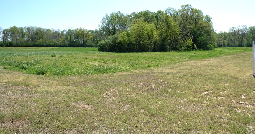 100 N Market Center Dr, Collierville, TN for sale - Building Photo - Image 2 of 4