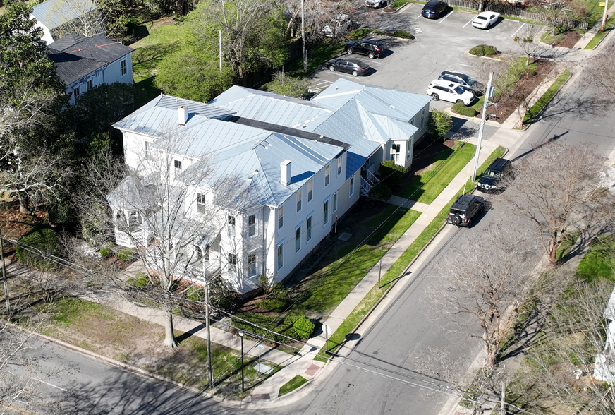 309 N Broad St, Edenton, NC for sale - Building Photo - Image 1 of 4