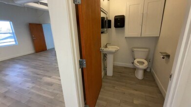 2121 S Mill Ave, Tempe, AZ for lease - Commercial Listing Video 