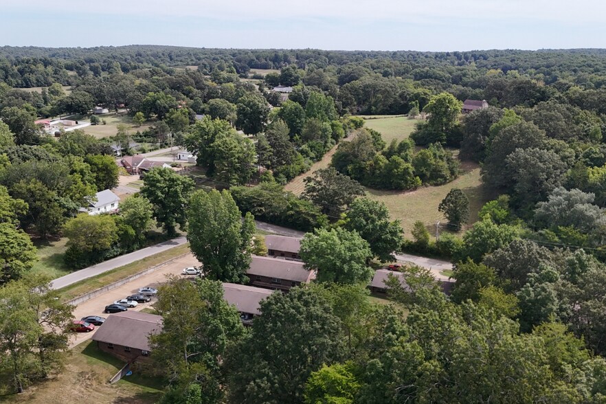 1020 Washington St, Doniphan, MO à vendre - Photo du bâtiment - Image 3 de 9