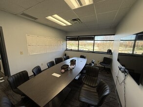 8091 Township Line Rd, Indianapolis, IN à louer Photo intérieure- Image 1 de 7