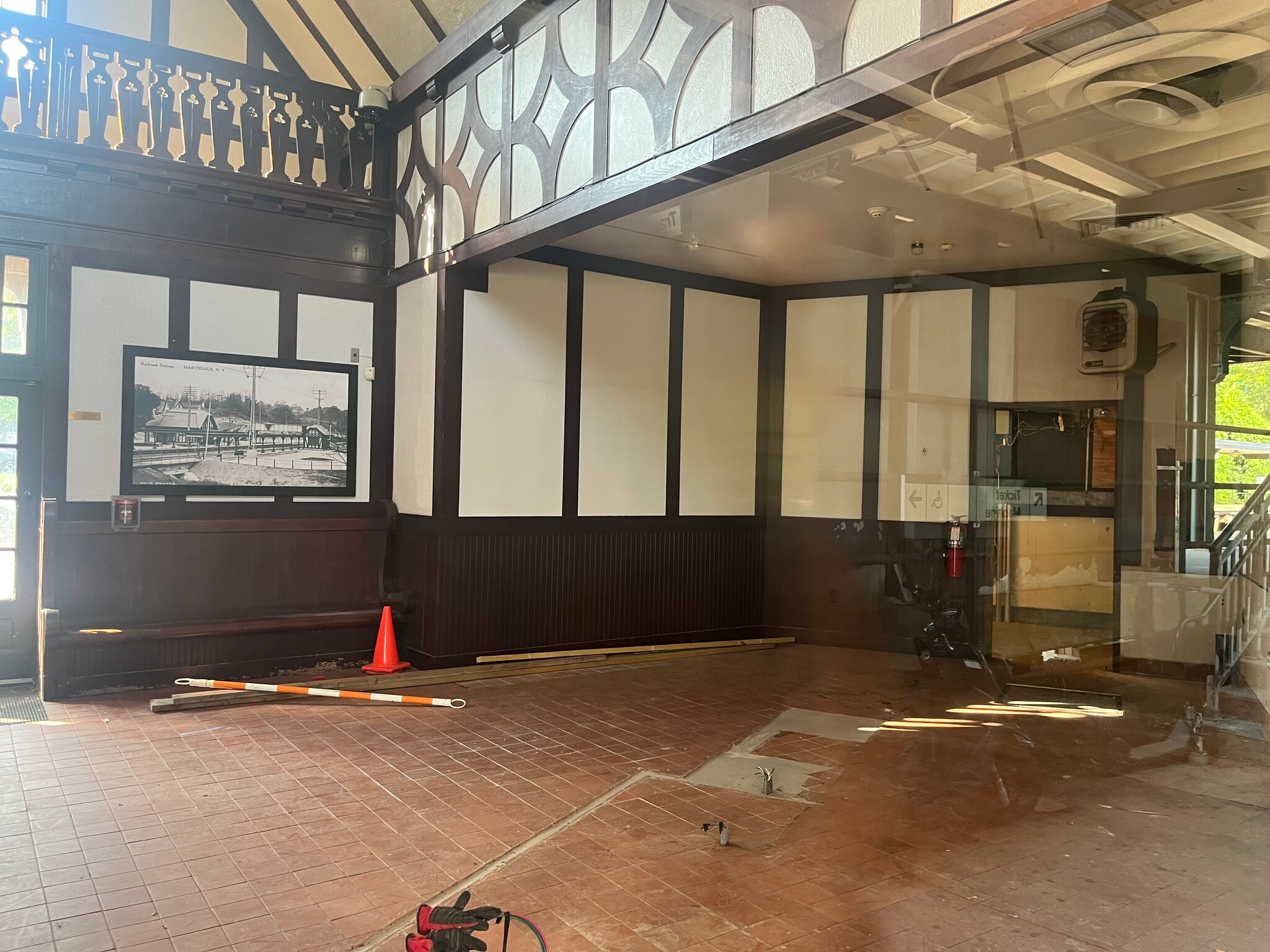 1 Fenimore Ave, Hartsdale, NY for lease Interior Photo- Image 1 of 2