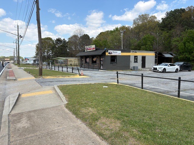 6496 Highway 85, Riverdale, GA à vendre - Photo du bâtiment - Image 2 de 3
