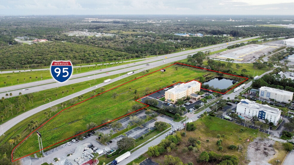 6201 Metal Dr, Fort Pierce, FL à vendre - Photo du bâtiment - Image 2 de 2