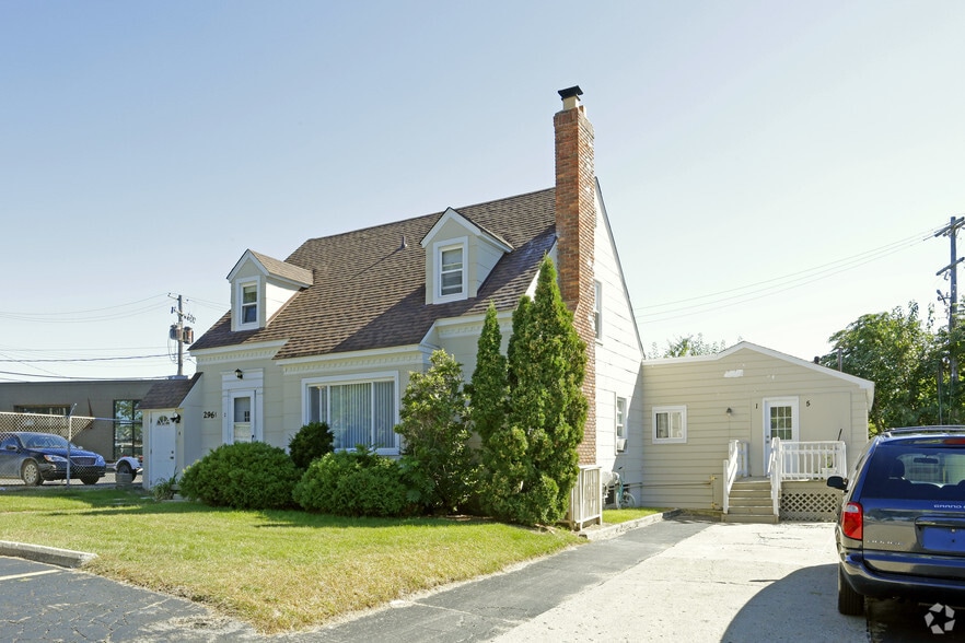 2961 Prynne St, Keego Harbor, MI à vendre - Photo principale - Image 2 de 18