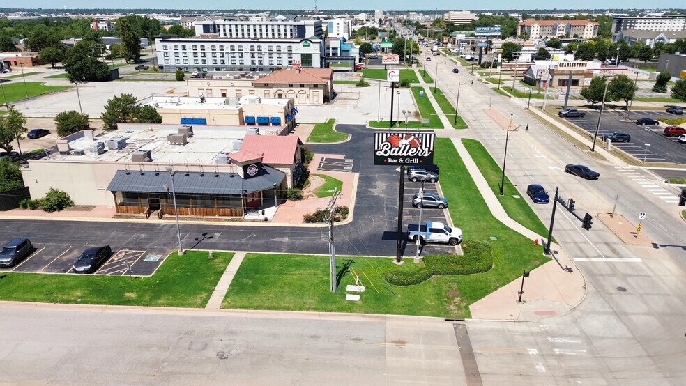 2037 S Meridian Ave, Oklahoma City, OK à vendre - Aérien - Image 2 de 8