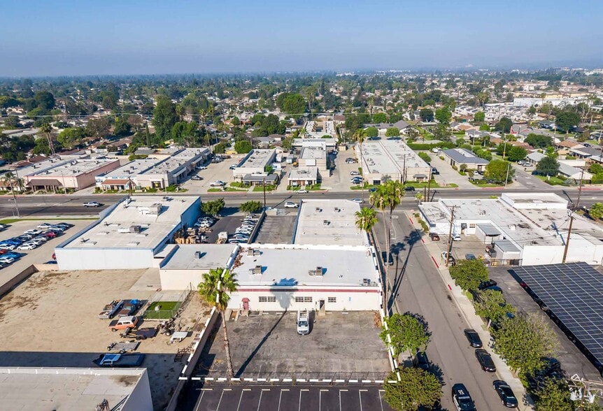 220 Taylor St, Monrovia, CA for sale - Building Photo - Image 2 of 7