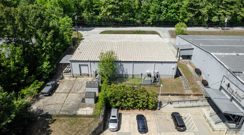 2907 W Pettigrew St, Durham, NC for lease - Building Photo - Image 3 of 12