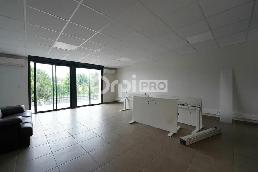 Bureau dans Marcilly-d'Azergues à louer - Photo principale - Image 2 de 5