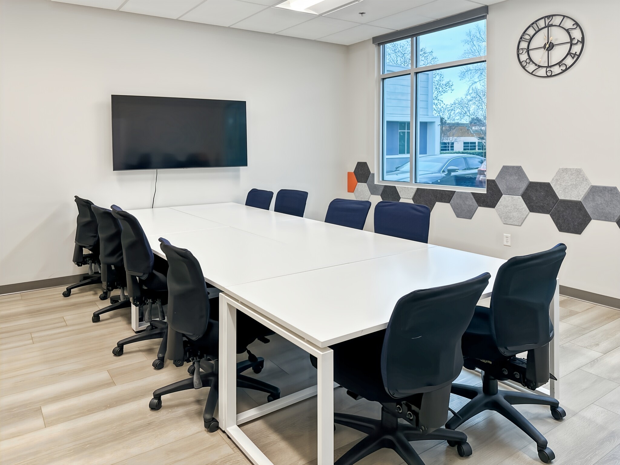 980 W 6th St, Ontario, CA for lease Building Photo- Image 1 of 22