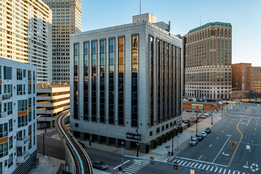 415 Clifford St, Detroit, MI à louer - Photo du bâtiment - Image 1 de 4