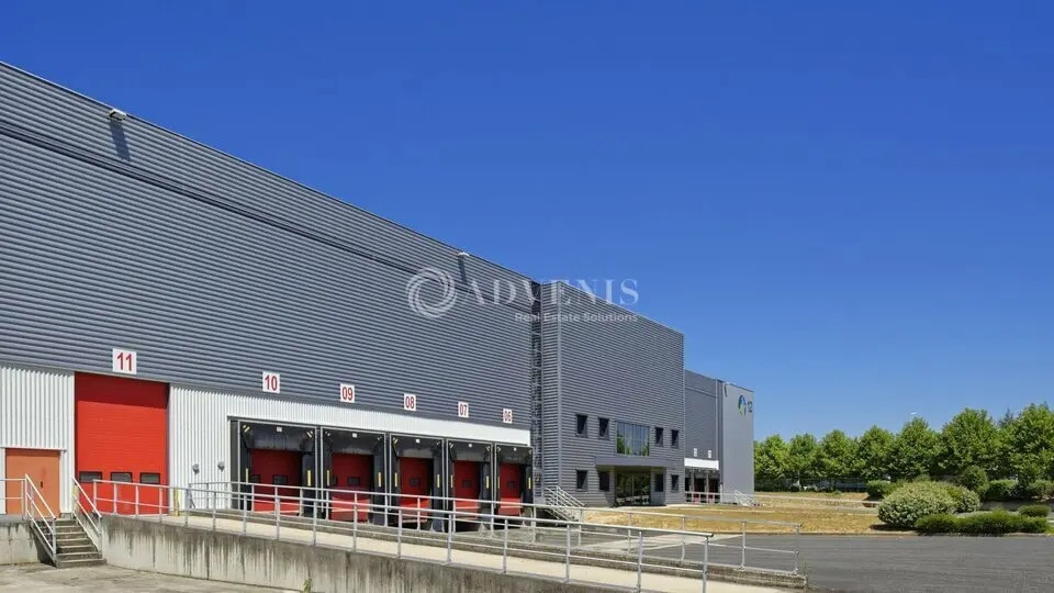 Industrial in Mitry-Mory for lease Building Photo- Image 1 of 10