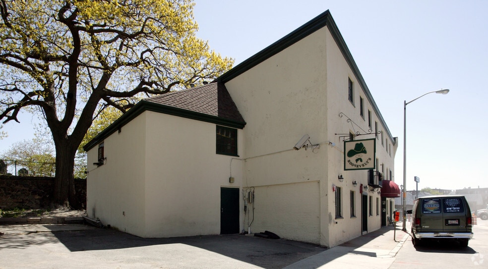 300 Derby St, Salem, MA for lease - Building Photo - Image 1 of 26