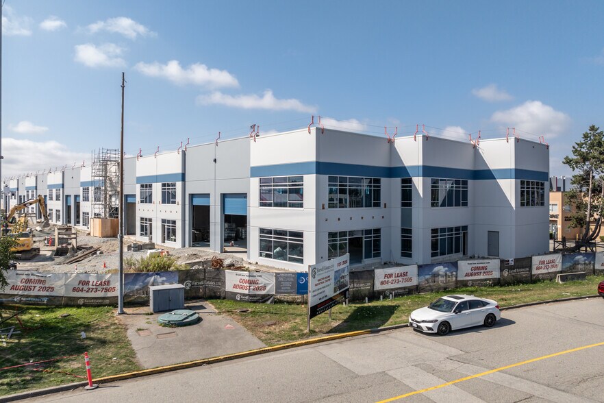 6811 Graybar Rd, Richmond, BC à louer - Photo de construction - Image 2 de 3