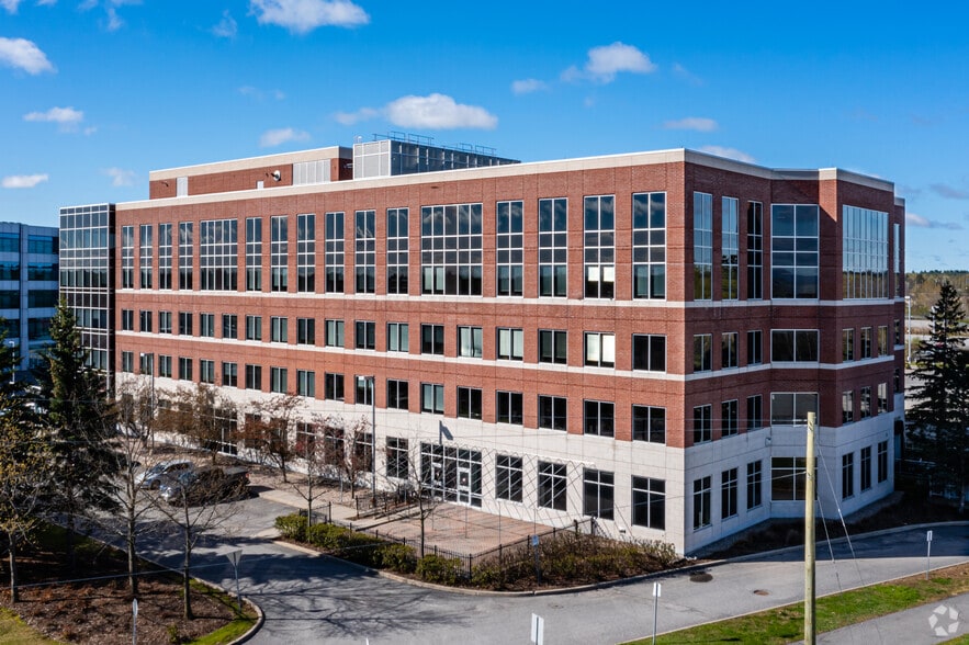 25 Fitzgerald Rd, Ottawa, ON for lease - Building Photo - Image 3 of 4