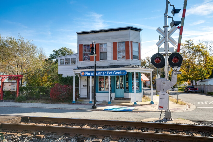 307 Railroad Ave, Ashland, VA for sale - Building Photo - Image 2 of 48