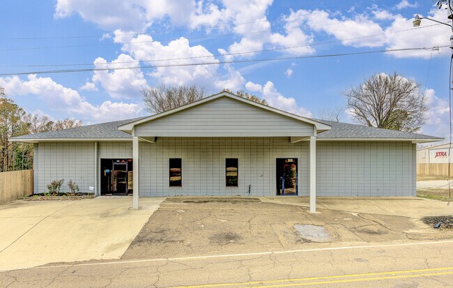 Plus de détails pour 6889 Paxton Rd, Vicksburg, MS - Bureau à vendre
