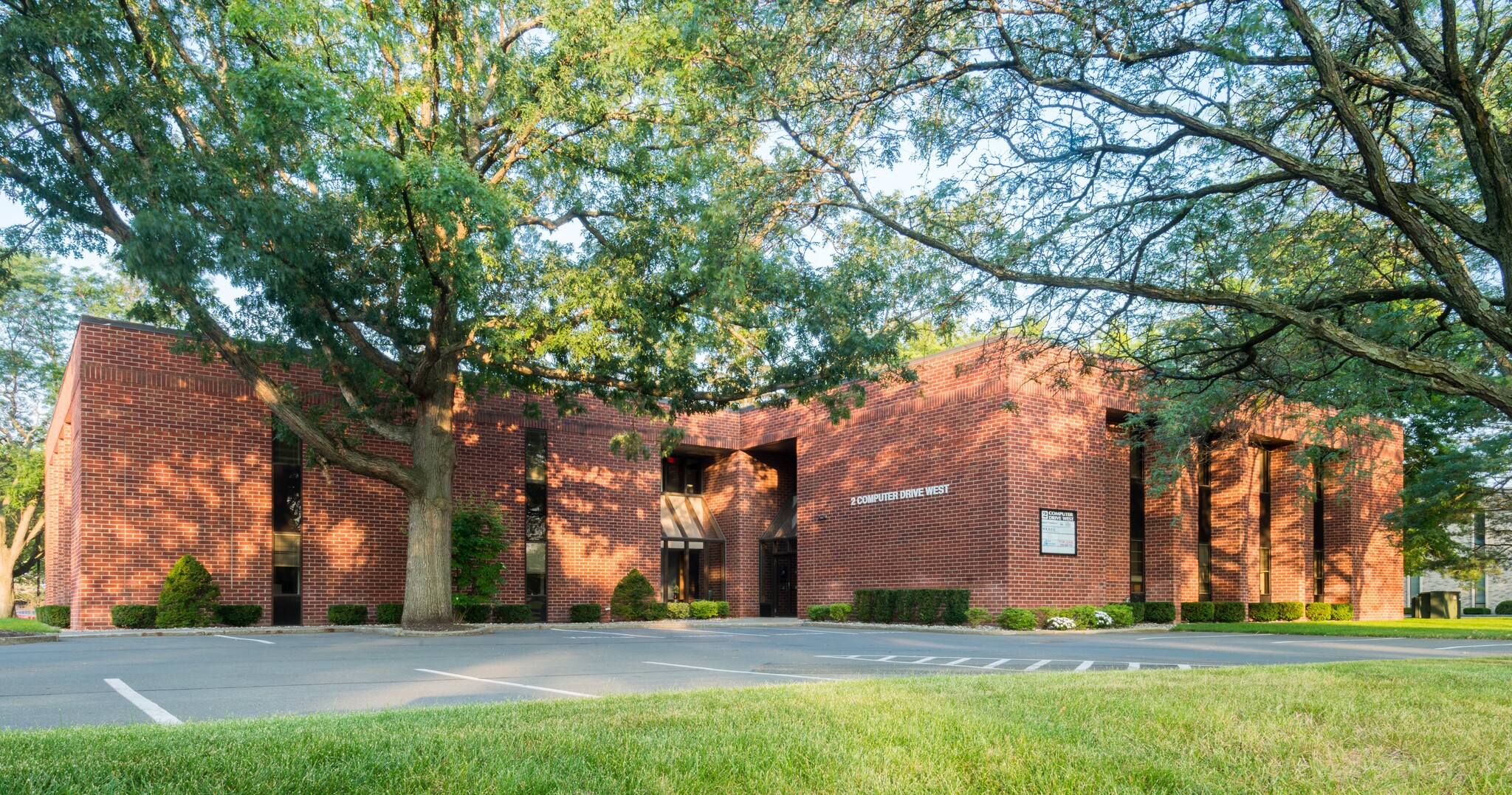 2 Computer Dr W, Albany, NY for lease Building Photo- Image 1 of 4