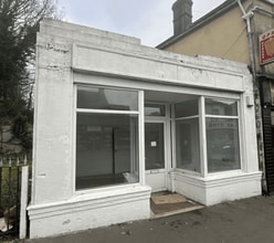 10b New Rd, Chippenham for lease Building Photo- Image 1 of 1
