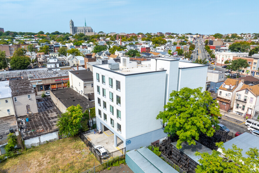 9-11 Clark St, Newark, NJ for sale - Building Photo - Image 3 of 23