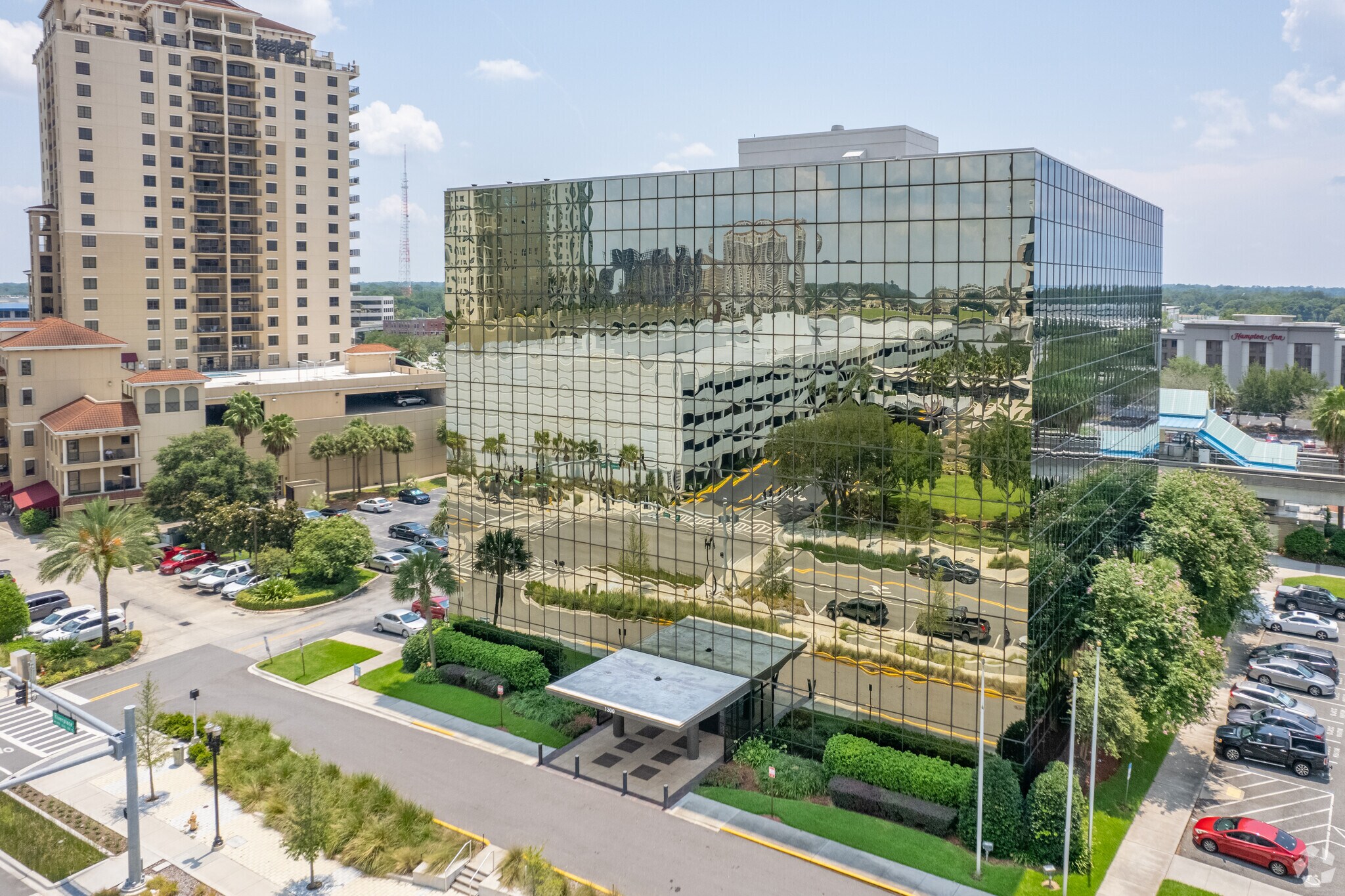 1300 Riverplace Blvd, Jacksonville, FL à louer Photo du bâtiment- Image 1 de 7