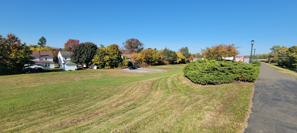 175 Market Street, Kingston, PA à vendre - Photo du bâtiment - Image 3 de 6