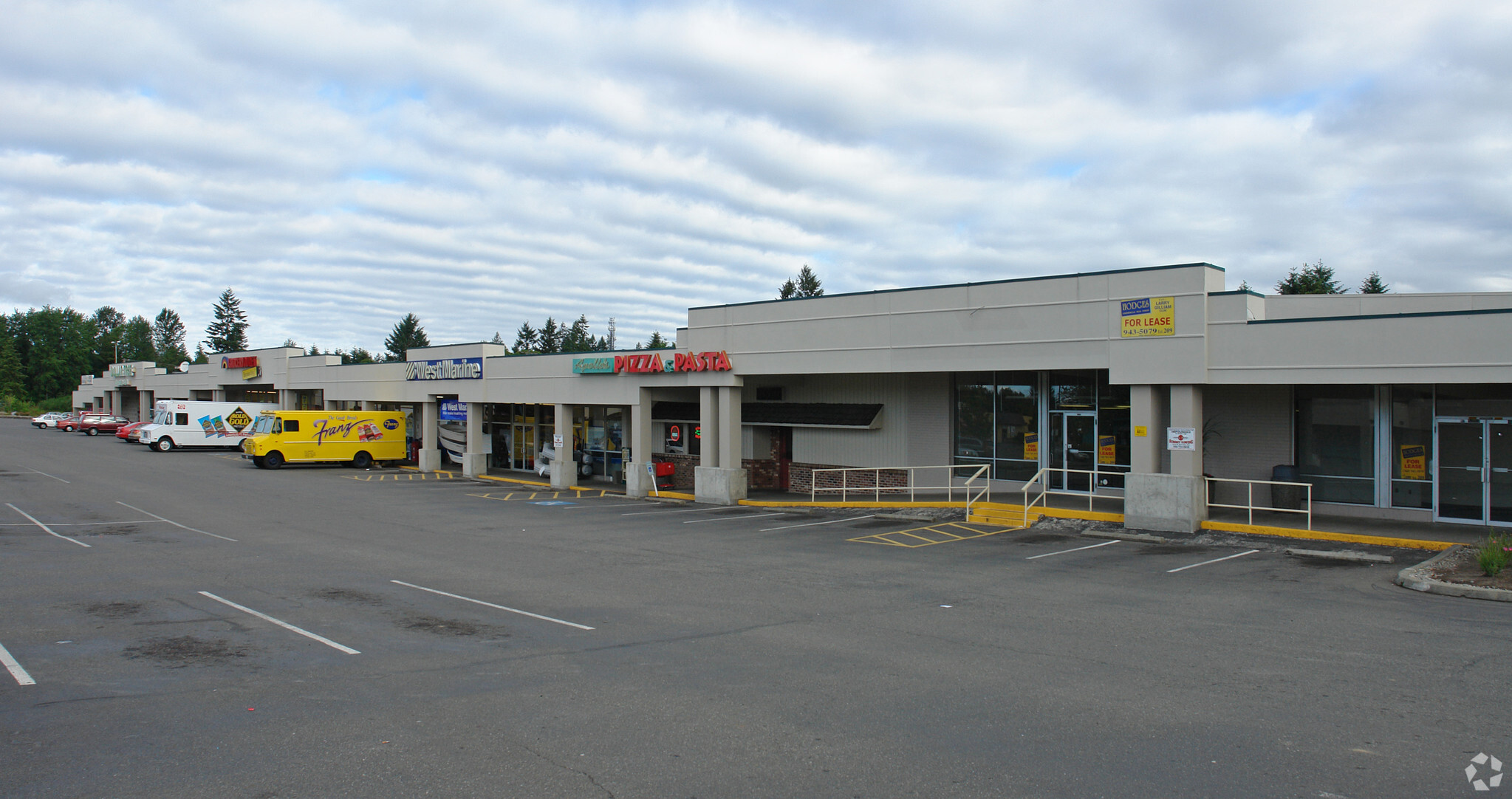 2106 Harrison Ave NW, Olympia, WA à louer Photo principale- Image 1 de 8