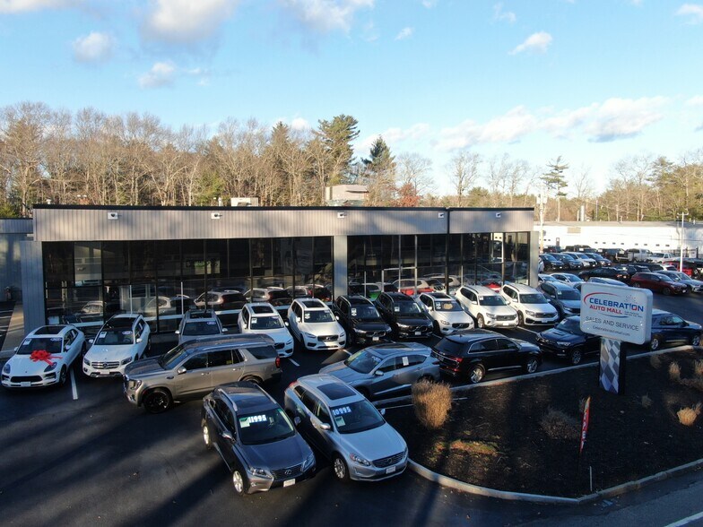 32 Schoosett St, Pembroke, MA à vendre - Photo du bâtiment - Image 2 de 15