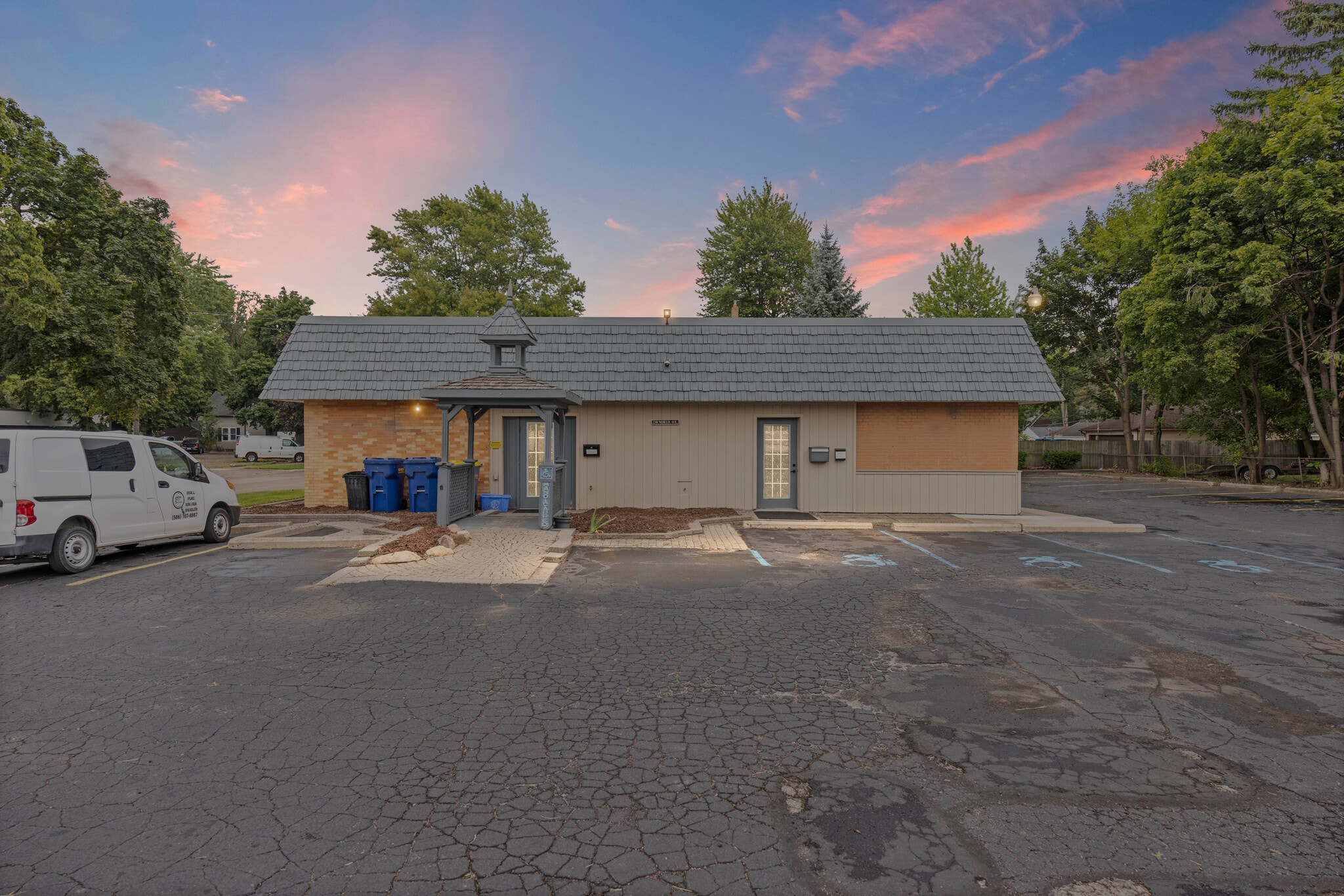 230 North Ave, Mount Clemens, MI for sale Building Photo- Image 1 of 22