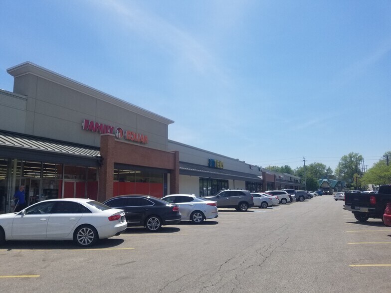 5200-5302 Memphis Ave, Cleveland, OH à louer - Photo du bâtiment - Image 3 de 15