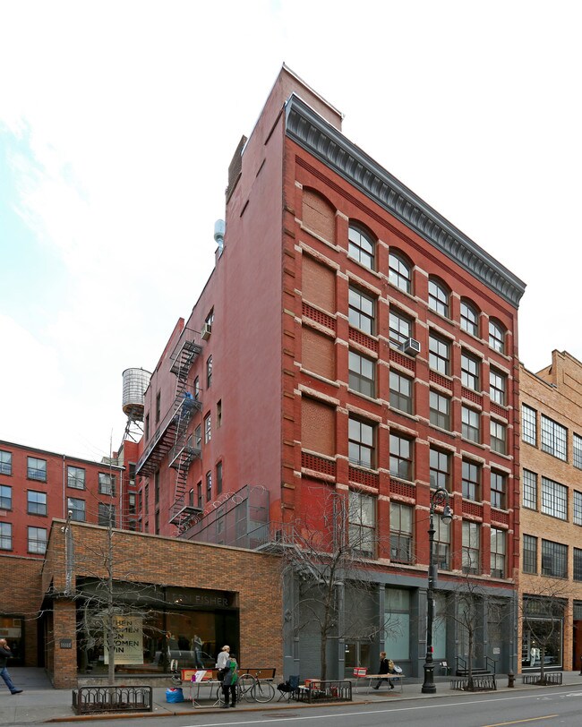Plus de détails pour 393 W Broadway, New York, NY - Multi-résidentiel à vendre