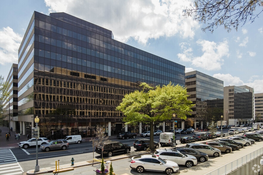 400 C St SW, Washington, DC for lease - Building Photo - Image 3 of 5